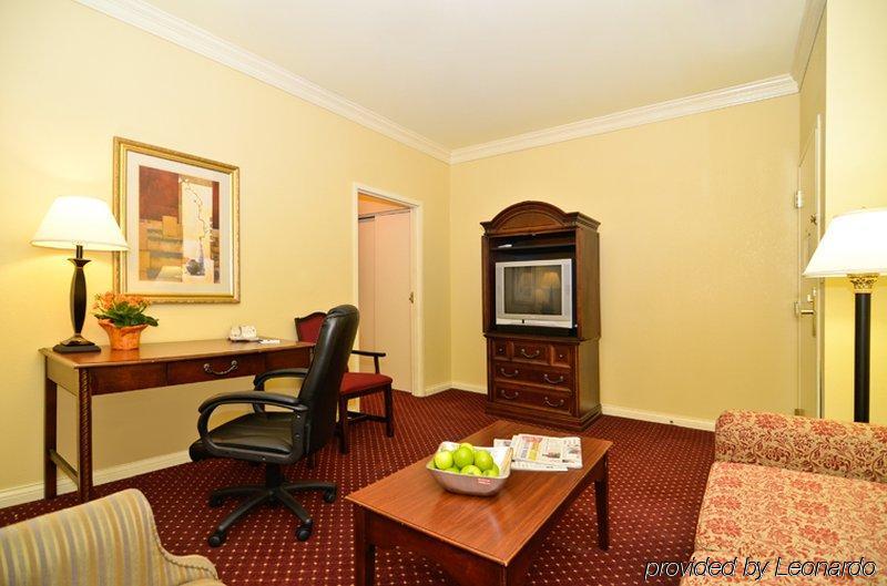 Fairfield Inn & Suites By Marriott Milwaukee Downtown Rum bild
