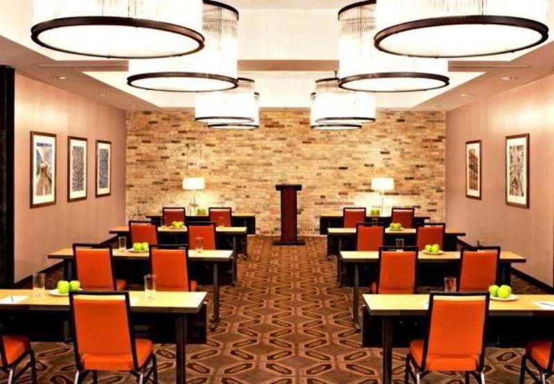 Fairfield Inn & Suites By Marriott Milwaukee Downtown Exteriör bild