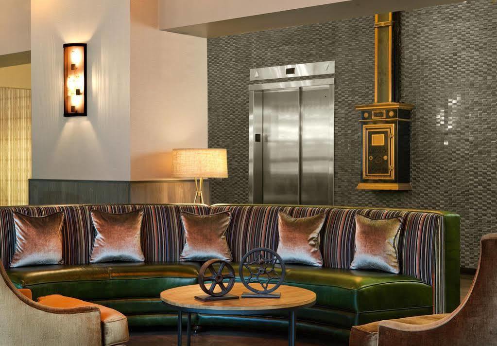 Fairfield Inn & Suites By Marriott Milwaukee Downtown Exteriör bild